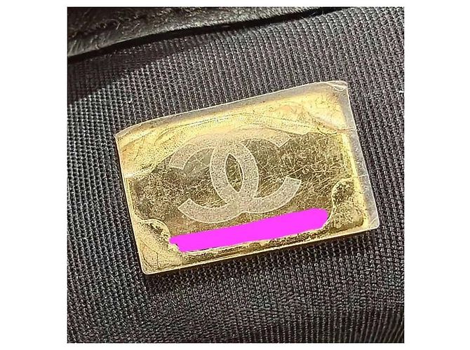 Chanel 2022 Runway Borsa Shopping Piatta Vitello Matelassé Nero - vista 2