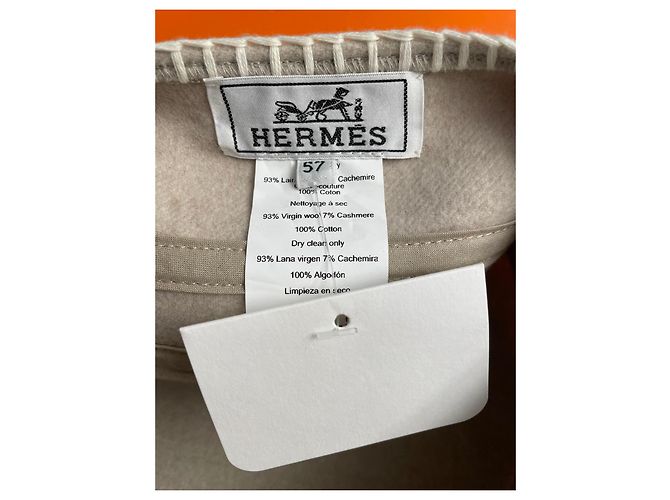 Hermès Saint-Honoré Point Avalon Wool and Cashmere Beret - view 3