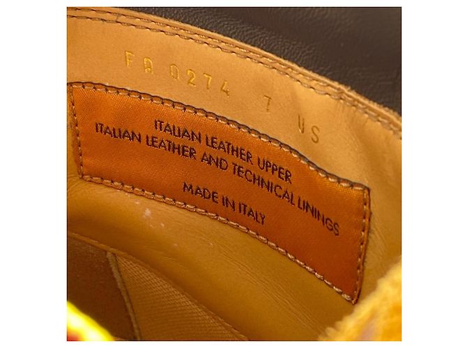 Botines Louis Vuitton Monogram Emboss 6IN - vista 10