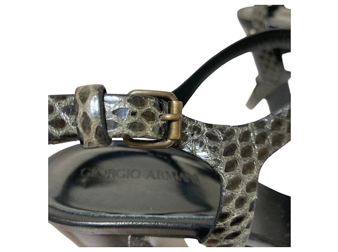 Giorgio Armani Riemchensandalen aus Pythonleder - Ansicht 10