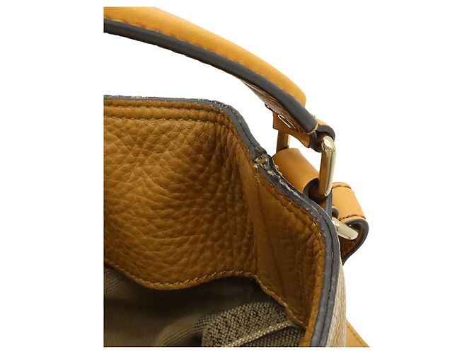Borsa a tracolla 2way Burberry Ashby Medium in tela e pelle - vista 8
