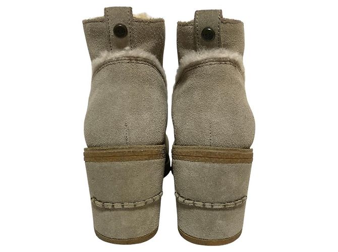 Stivaletti in pelle di pecora UGG W KASEN II - vista 3