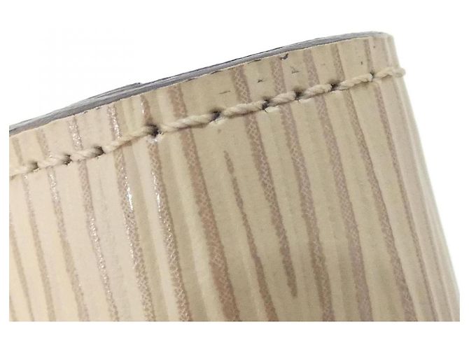 Louis Vuitton Portefeuille Sarah Epi Wallet - vista 3