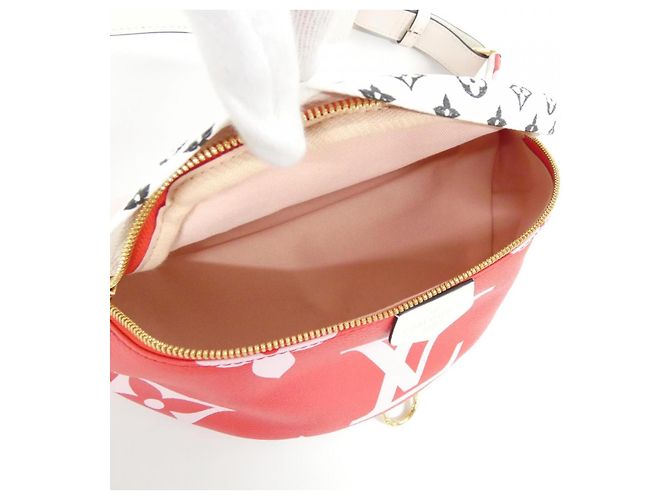 Bumbag Sac banane Louis Vuitton Monogram Giant - vue 7