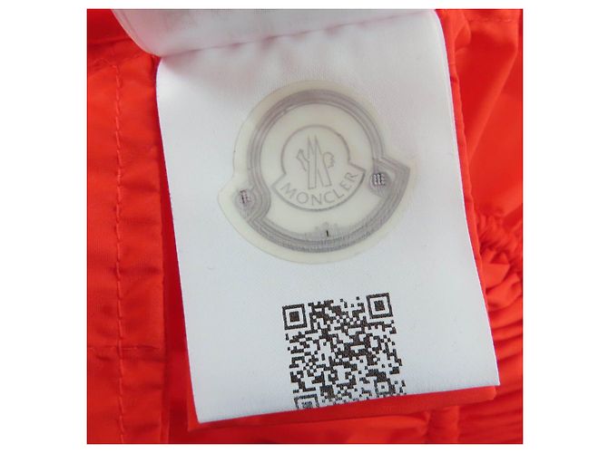 Cappotto con cappuccio in nylon Moncler - vista 12