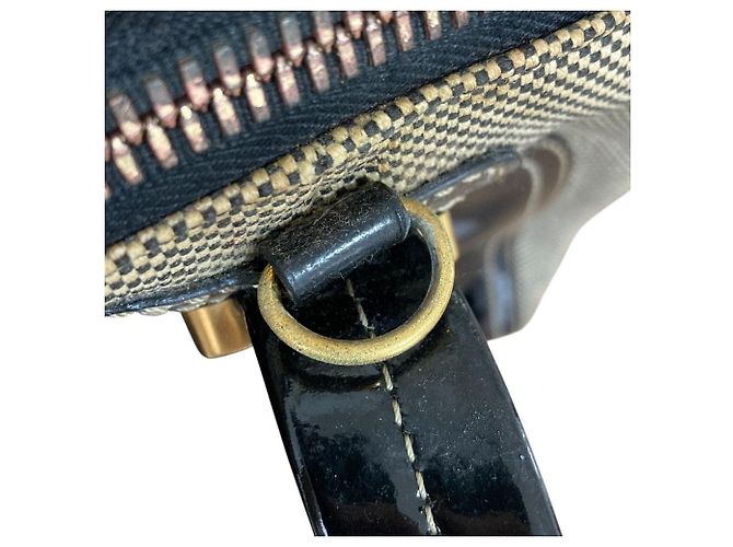 Fendi Chameleon 2-Way-Tasche aus Lackleder - Ansicht 17