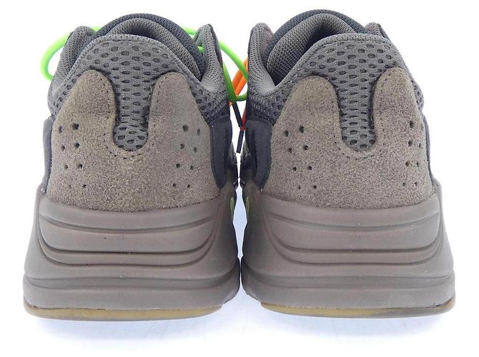 Autre Marque Sneakers Adidas YEEZY700 - vista 5