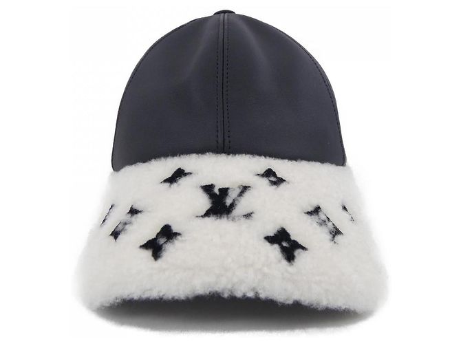 Louis Vuitton Shearling Visor Cap - view 2