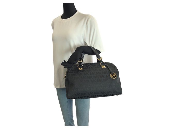 Michael Kors 2-Way-Tasche aus Leder und Canvas - Ansicht 5