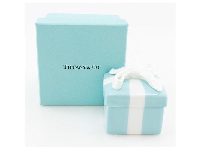 Tiffany & Co. Mini Blue Bow Box Boîtier à Accessoires en Céramique - vue 6