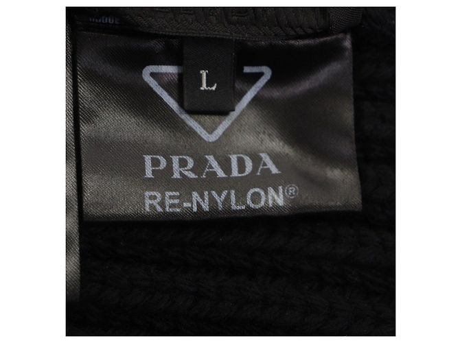 Prada Beanie aus Schurwolle - Ansicht 9
