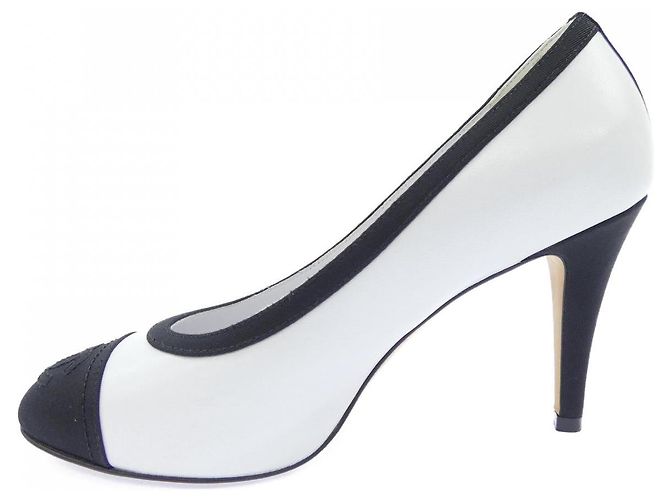 Chanel Pumps aus Lammleder - Ansicht 2