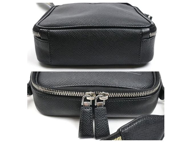 Bolsa de Ombro Prada em Couro - vista 3