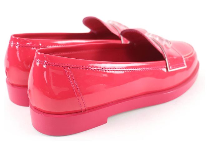 Mocassins en cuir verni Chanel - vue 3