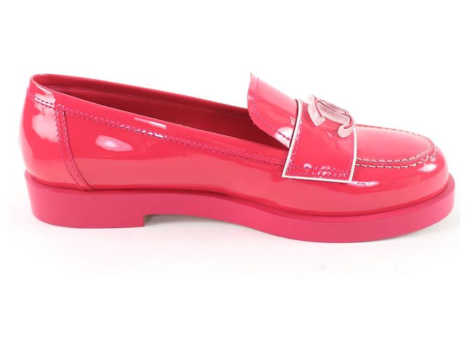 Mocassins en cuir verni Chanel - vue 6