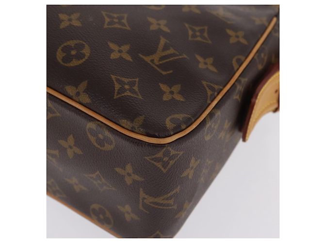 Cité LOUIS VUITTON Monogram Viva Cite GM Shoulder Bag M51163 LV - vista 16