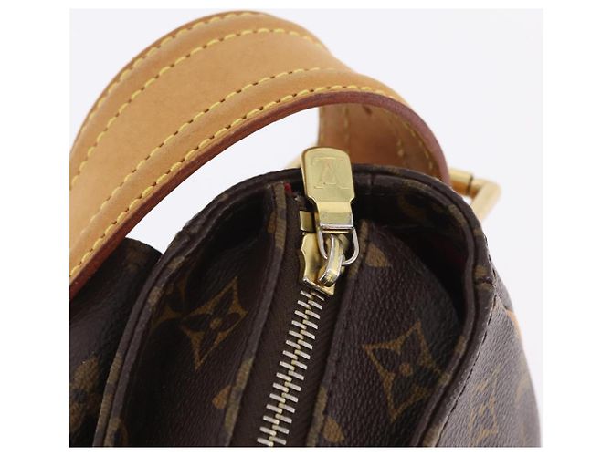 Cité LOUIS VUITTON Monogram Viva Cite GM Shoulder Bag M51163 LV - vista 17