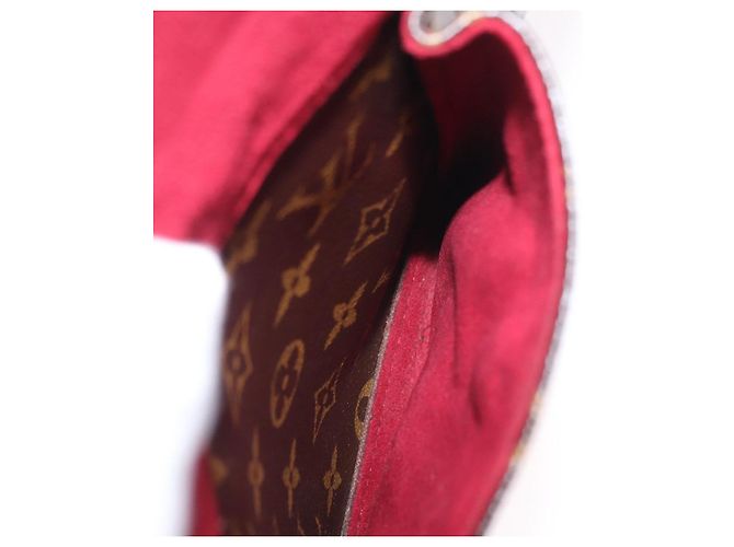 Cité LOUIS VUITTON Monogram Viva Cite GM Shoulder Bag M51163 LV - vista 25
