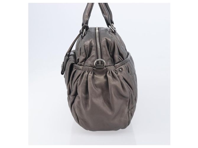 Miu Miu Matelasse Hand Bag Leather Gray Silver - vista 4