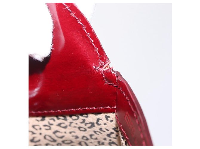 Panthère Cartier PANTHERE Shoulder Bag Patent leather Bordeaux Silver - vista 28