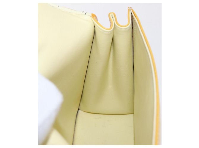 LOUIS VUITTON Monogram Vernis Spring Street Bag Lime Yellow M91068 - vista 25