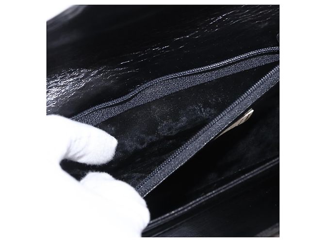 GIVENCHY Sac à main en cuir noir et or - vue 12