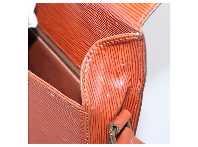 Saint-Cloud LOUIS VUITTON Epi Saint Cloud GM Shoulder Bag Brown M52193 LV - vista 18