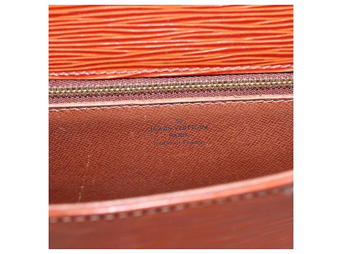 Saint-Cloud LOUIS VUITTON Epi Saint Cloud GM Shoulder Bag Brown M52193 LV - vista 19