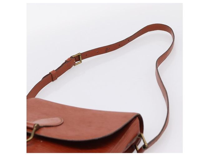 Saint-Cloud LOUIS VUITTON Epi Saint Cloud GM Shoulder Bag Brown M52193 LV - vista 8