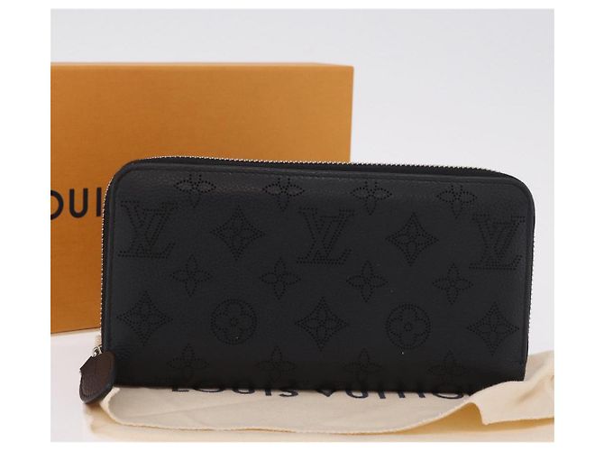 LOUIS VUITTON Monogram Mahina Zippy Long Wallet Black M61867 LV - vista 24
