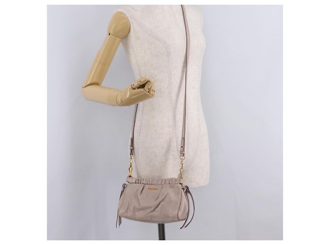 Miu Miu Shoulder Bag Vitellolux Pink Gold - vista 25