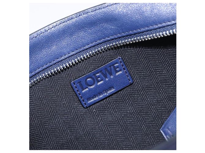 LOEWE Puzzle Pouch Shoulder Bag Leather Navy Silver - Ansicht 19