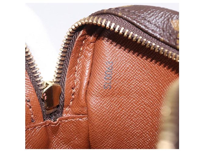 LOUIS VUITTON Monogram Danube Shoulder Bag M45266 LV - Ansicht 27
