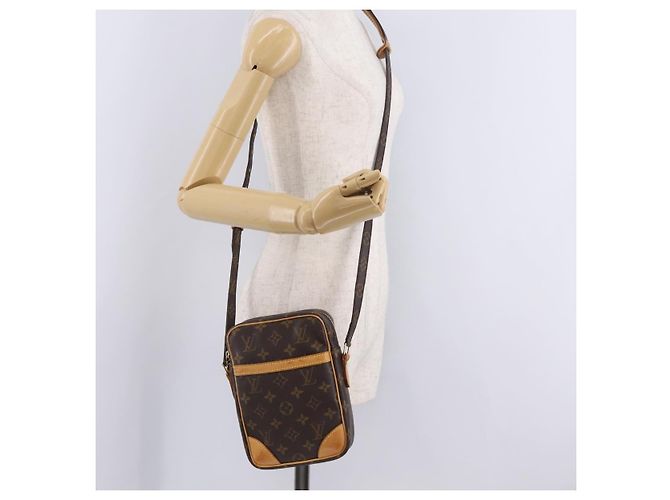 LOUIS VUITTON Monogram Danube Shoulder Bag M45266 LV - Ansicht 28