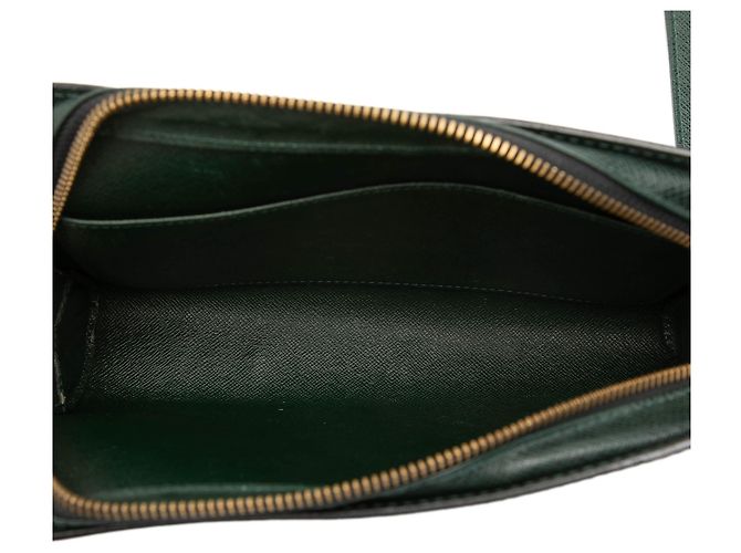 Louis Vuitton Green Taiga Pochette Baikal - vista 4