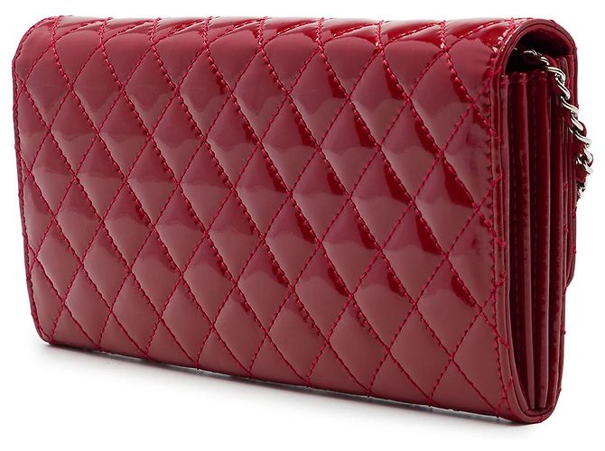 Chanel Red CC Quilted Patent East West Wallet On Chain - vista 2