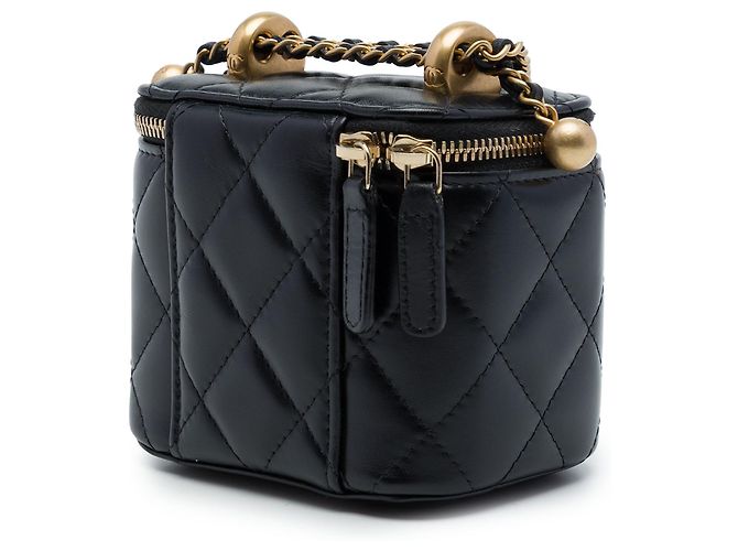 Mini Vanity Case Chanel Pearl Crush in Lambskin Matelassé Nero con Catena - vista 2
