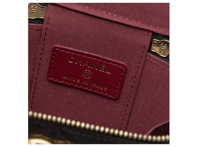 Mini Vanity Case Chanel Pearl Crush in Lambskin Matelassé Nero con Catena - vista 5