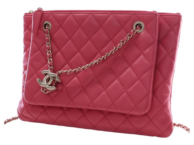 Estojo Duplo Chanel em pele de cordeiro acolchoada rosa com corrente - vista 13