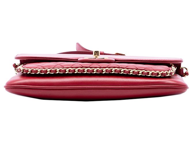 Chanel Red Quilted Lambskin CC Unchained Flap - vista 3