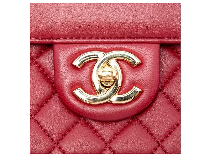 Chanel Red Quilted Lambskin CC Unchained Flap - vista 5