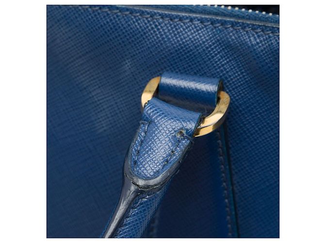 Prada Tote Galleria Double Zip Large in Saffiano Lux Blu - vista 6