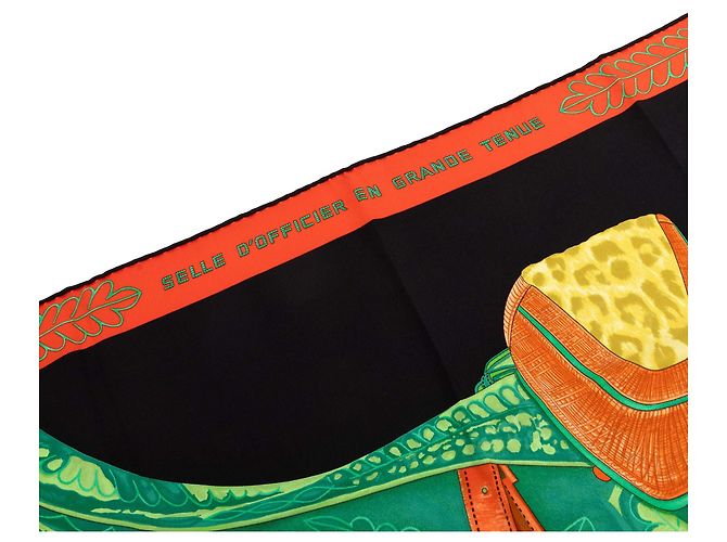Carré en soie Hermès Black Selle d Officier En Grande Tenue 70 - vue 5