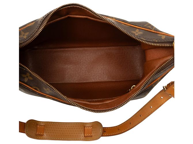 Louis Vuitton Brown Monogram Boulogne 30 - vista 4