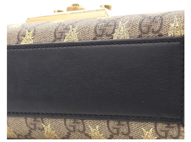 Gucci Beige Small GG Supreme Bee Padlock Crossbody - vista 11