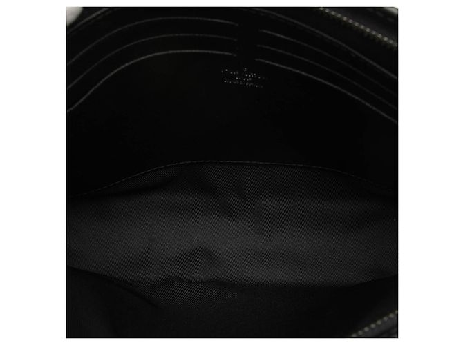 Louis Vuitton Black Monogram Eclipse Pochette Voyage MM - vista 4