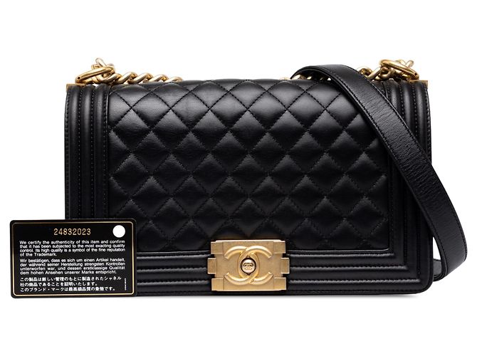 Chanel Black Old Medium Quilted Lambskin Boy Flap - vista 7