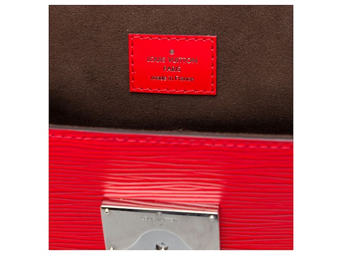 Louis Vuitton Red Epi Cluny BB - vista 5