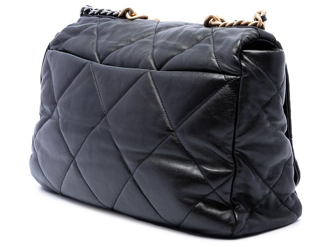 Chanel Black Maxi Lambskin 19 Flap - vista 2
