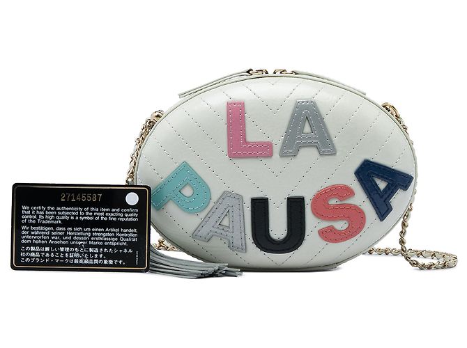 Borsa da sera Chanel La Pausa in pelle d'agnello chevron bianca - vista 6
